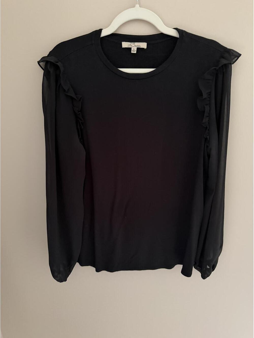 L Solid Black long-sleeved w/ruffles, Les Serein